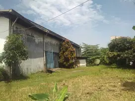 dijual gudang/pabrik di jalan raya serang (jln gatot subroto)