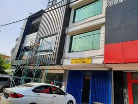 DIJUAL Ruko 0 Diponegoro strategis untuk kantor dan rumah makan