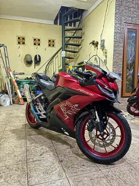 r15 v3 tahun 2017 mulus