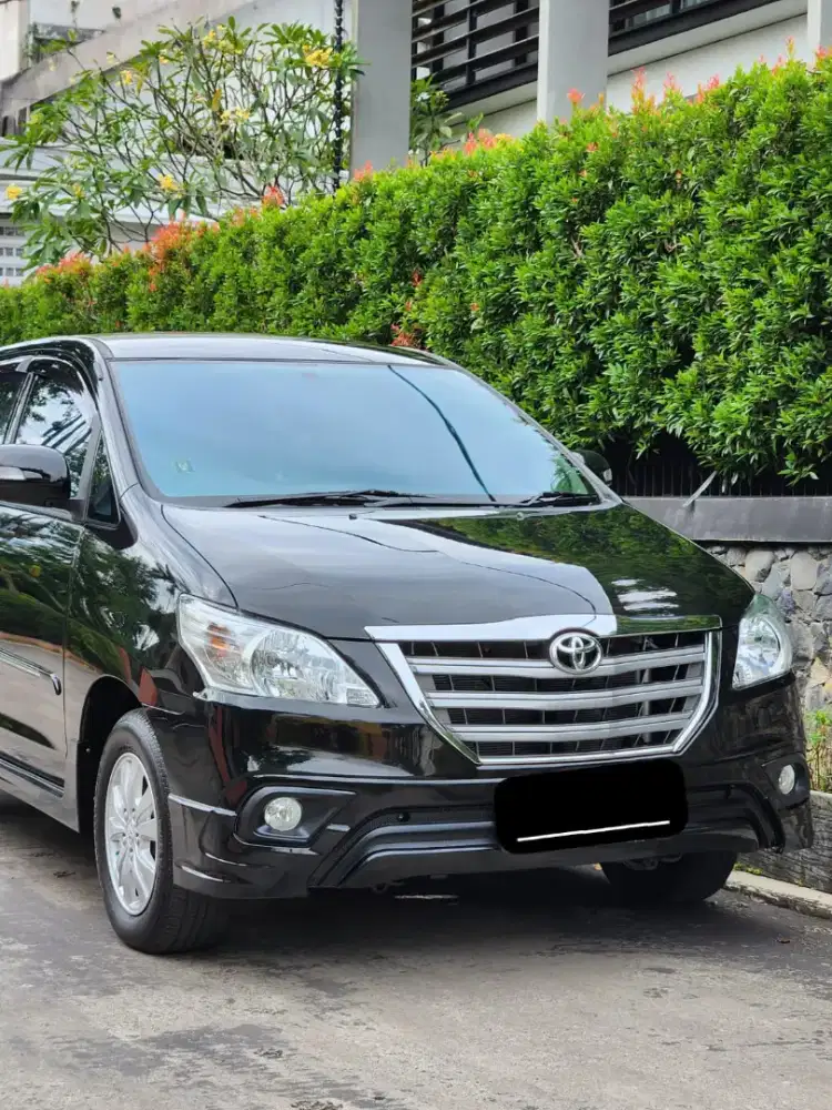 Innova 2.0 G Luxury Bensin MT 2014