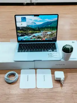 Jual Cepatt  !! MACBOOK AIR LIQUID RETINA 13 2025