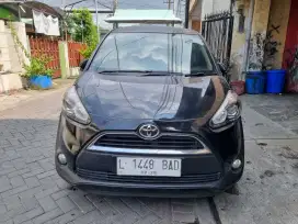 Toyota Sienta 1.5 V metik 2017