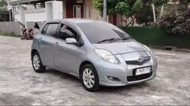 Toyota yaris E at matic,Dp 5 juta,bergaransi mesin