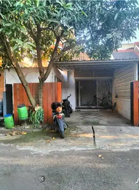 Di jual rumah murah siap huni di cluster Bumi adipura