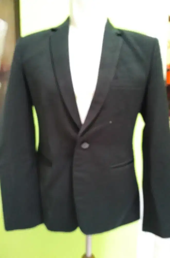 jas pria 
outwear
André Laurent 
rapi
hitam
size M