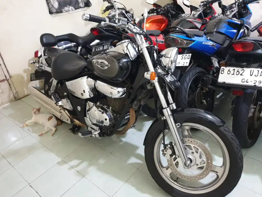 honda phantom 2004 mulus orisinil ganteng