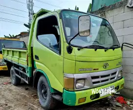 Toyotq Dyna Rino 4ban bak Besi 3way 2002  Hino Dutro Colt Diesel