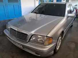 Mercedes-Benz w202 c180 AT pajak ON