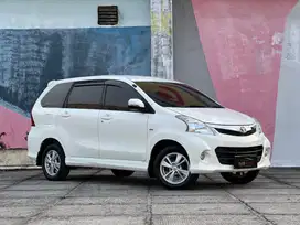Toyota Avanza Veloz 1.5 AT 2012