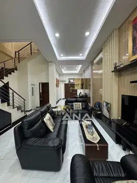 ANA RUMAH BAGUS UK 7X20M DI KOMP DUTA MAS JELAMBAR