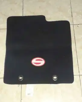 Karpet bludru copotan daihatsu sigra