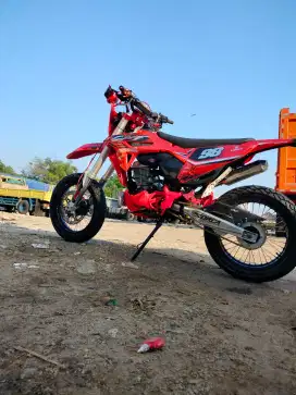 Jual motor crf harga bisa nego langsung smpe jadi