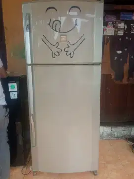 Kulkas Sharp 2 pintu Jumbo