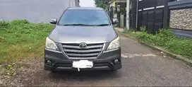 toyota kijang innova (2013) Akhir MT Bensin