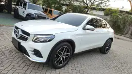 8rb Mercedes Benz Glc300 Coupe AMG Line 2019