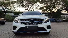 8rb Mercedes Benz Glc300 Coupe AMG Line 2019