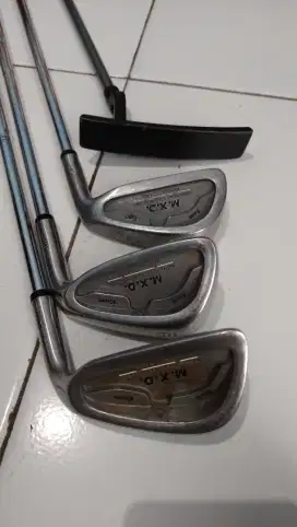 3 stik golf iron reguler MxD true temper USA dan 1 putter