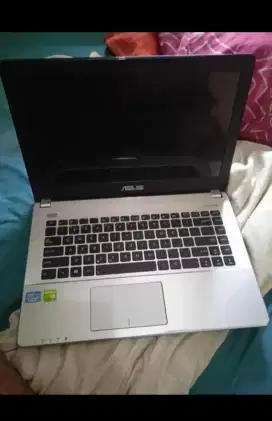 Saya menampung laptop rusak dan padam