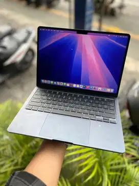 Macbook air m2 13inch 16/256gb ibox like new