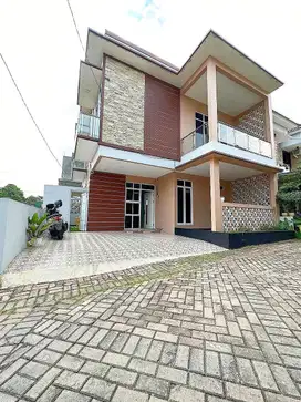 Dijual Rumah Ready 2 Lantai Cibubur Ciracas Jakarta Timur Nego