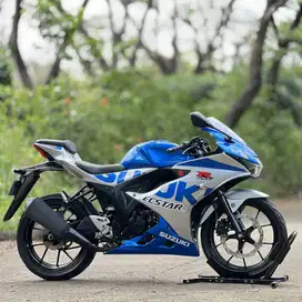 SUZUKI GSX 150R BIRU SIRVER 2020 KM RENDAH PAJAK ON SUPERB