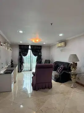 Dijual Kondominium 3 BR Full Furnished Graha Family Surabaya Barat