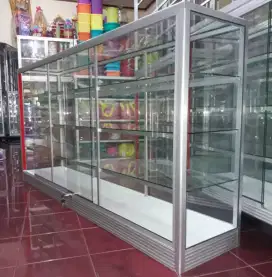 Etalase Panjang 2 Meter, Kondisi Baru, Kaca full 5mm