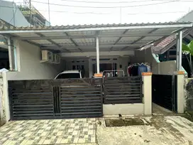 Rumah 15 Mnt ke Grand Galaxy Park SHM Siap Huni Dibantu KPR J-36238