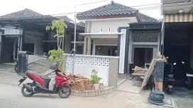 RUMAH UTARA PABRIK ES PONOROGO