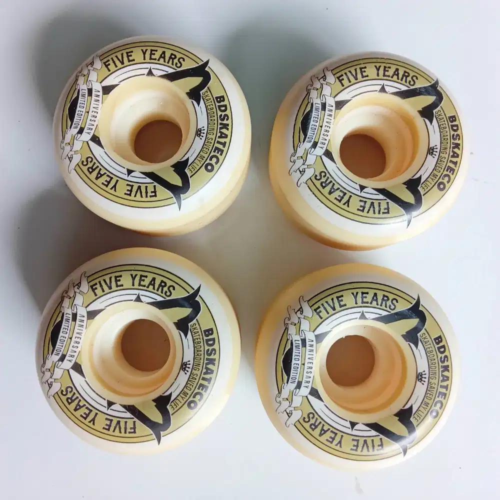 RARE Skateboard Wheels LIMITED EDITION Anniversary VINTAGE CLASSIC