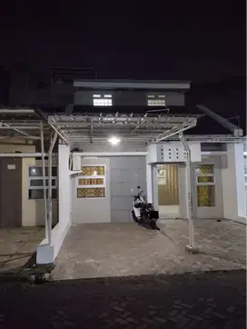 Disewakan Rumah dengan lokasi dekat dengan jalan utama A.H. Nasution