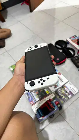 Di jual Nintendo Oled banyak bonus