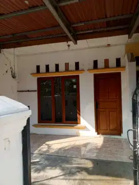 Di sewa kan Rumah Sederhana