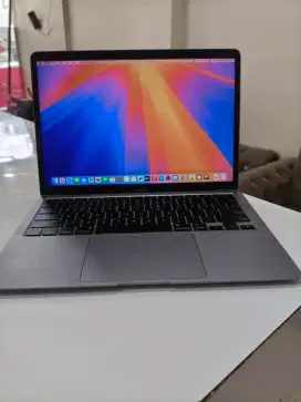 MacBook Air 2020 i3 13-inch 8/256GB