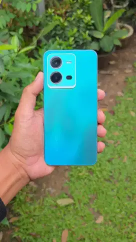 Vivo V25 5G 8GB / 256GB Fullset