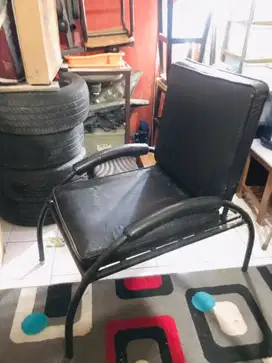KURSI SALON BARBERSHOP TEBAL MURAH MERIAH