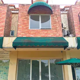Disewakan Ruko Strategis di Bojongsari Depok Pinggir Jalan Raya