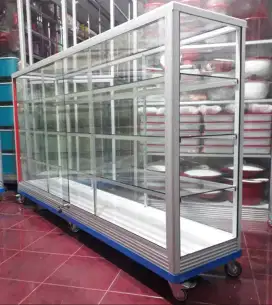 Etalase Serbaguna Pakai Roda Panjang 2MX1M