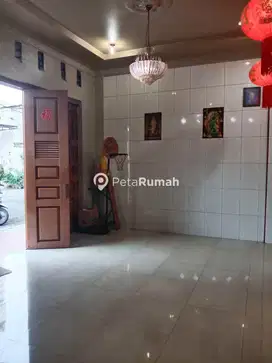 DIJUAL VILLA JALAN LUBUK KUDA KOMPLEK LUBUK KUDA (MING MING)