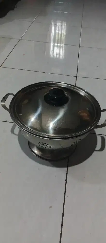Tempat Nasi Stainless merek Meiwa dengan tutup