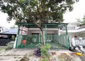 Jual Rumah 2 Lt Asri 15 Menit ke Stasiun Kebayoran Hadap Timur J-12486