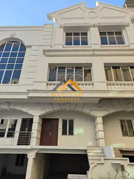 Jual Townhouse 3,5 Tingkat Komplek Cemara Asri  Cluster Diamond