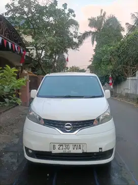 Dijual nissan Evalia xv AT th 2012