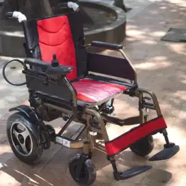 Kursi Roda Elektrik SELLA / Kursi Otomatis Menggunakan Mesin KY123