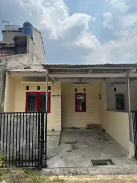 Rumah Cocok utk Keluarga kecil di Bintaro Jaya dgn 2 KT dan Garasi