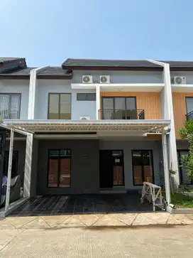 Rumah 2 Carport 10 Menit ke Mall Ciputra Cibubur Bebas Banjir J-31194
