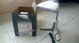 lampu Meja Besar