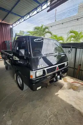 Mitsubishi L300 Pick up