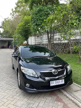 Corolla Altis 2.0 V 2010