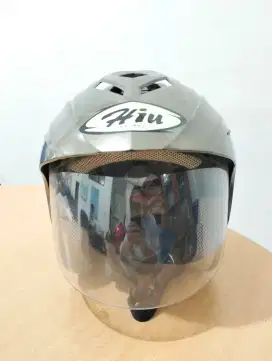Helm Hiu (Bekas)